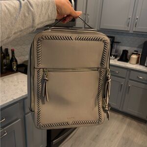 Cloak Amaya 15 inch laptop backpack in stone